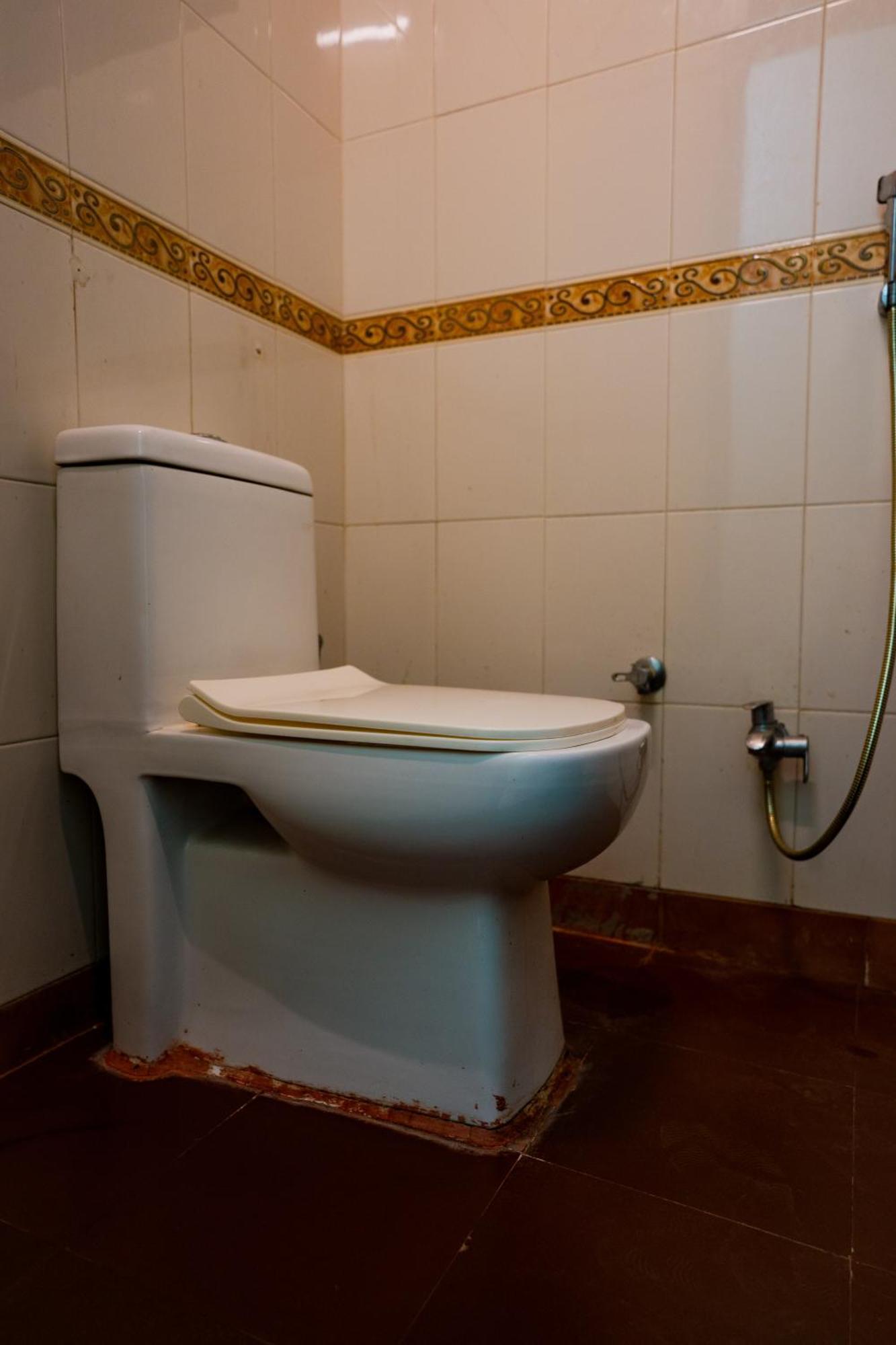 Hotel Girdhar Mahal Indore Esterno foto